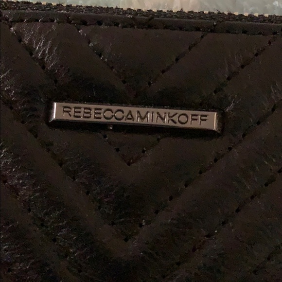 Rebecca Minkoff large black chevron wristlet! - Picture 2 of 6